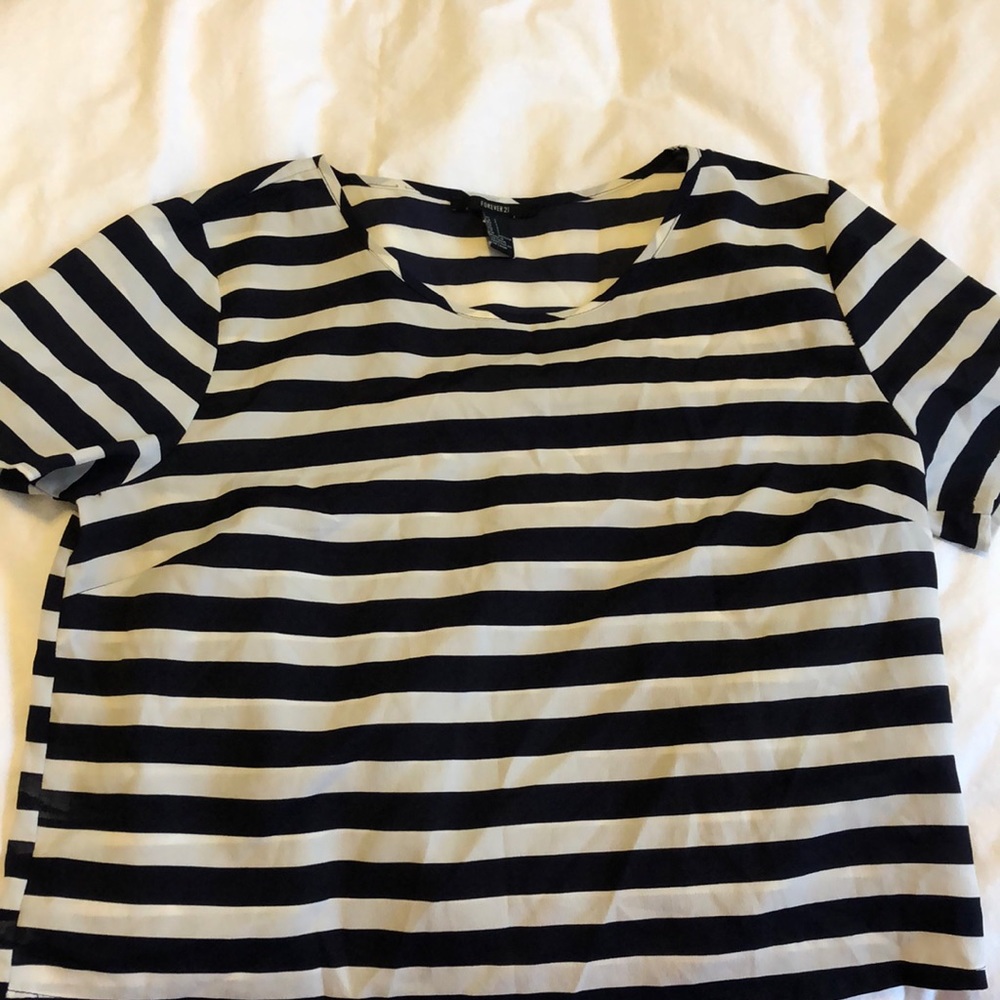 F21 STRIPED TEE